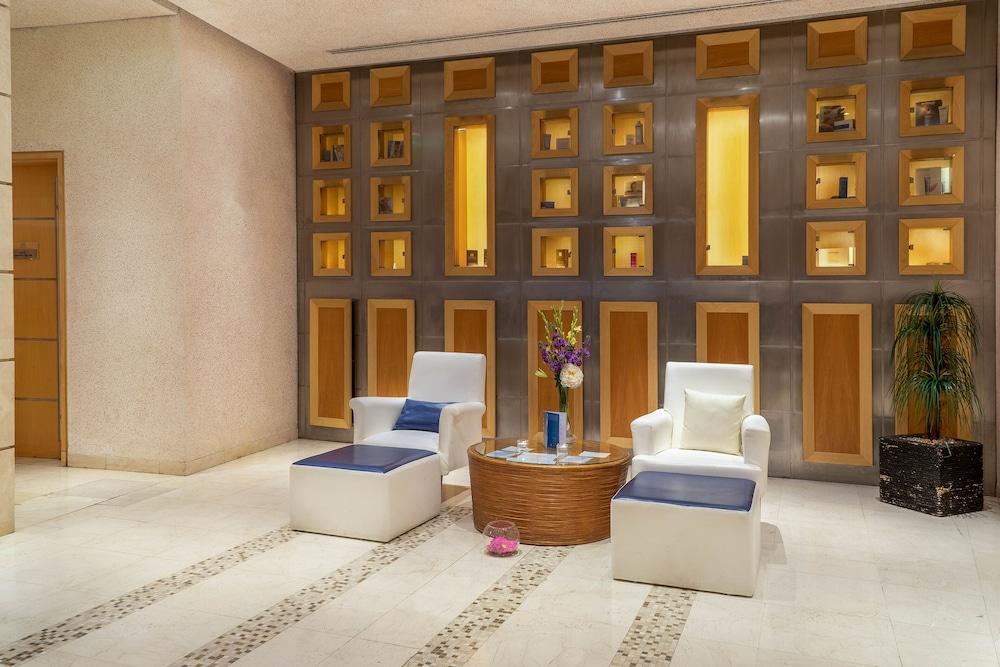 LE ROYAL AMMAN 16224 — 8
