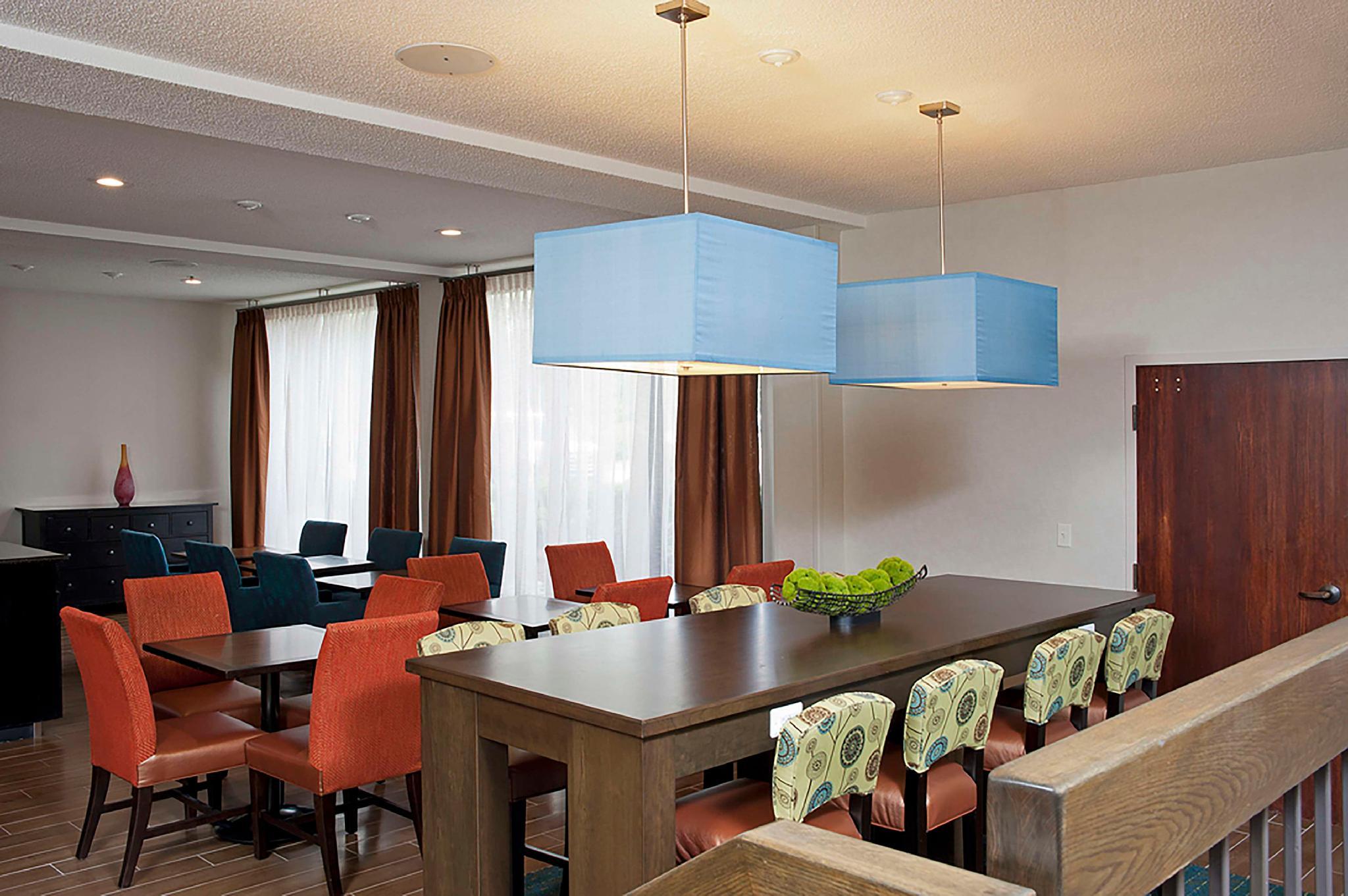 Larkspur Landing Hotel Ann Arbor — 4