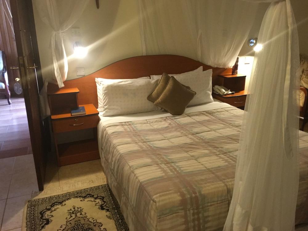 Airport View Hotel — 7