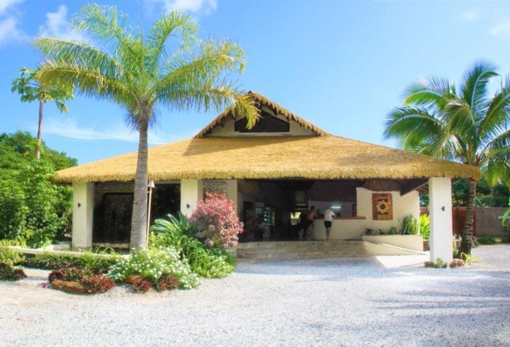 Crown Beach Resort and Spa - Adults Only — 3