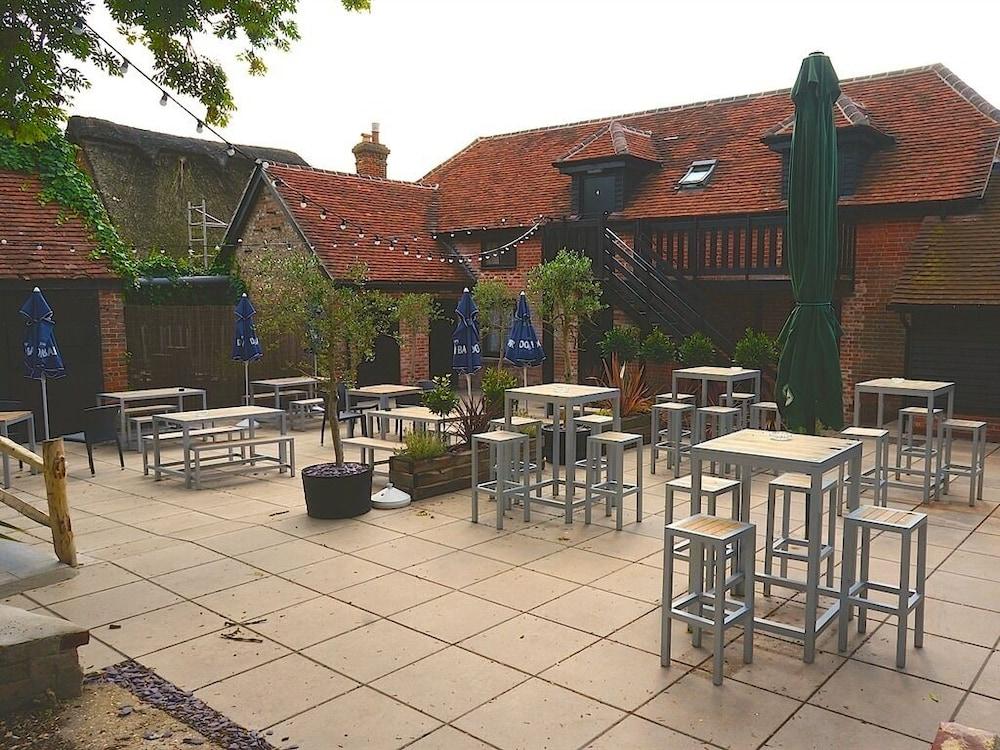 The Selsey Arms — 10