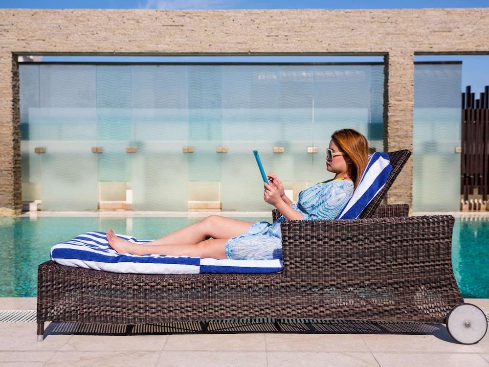 Novotel Suites Mall Avenue Dubai — 7