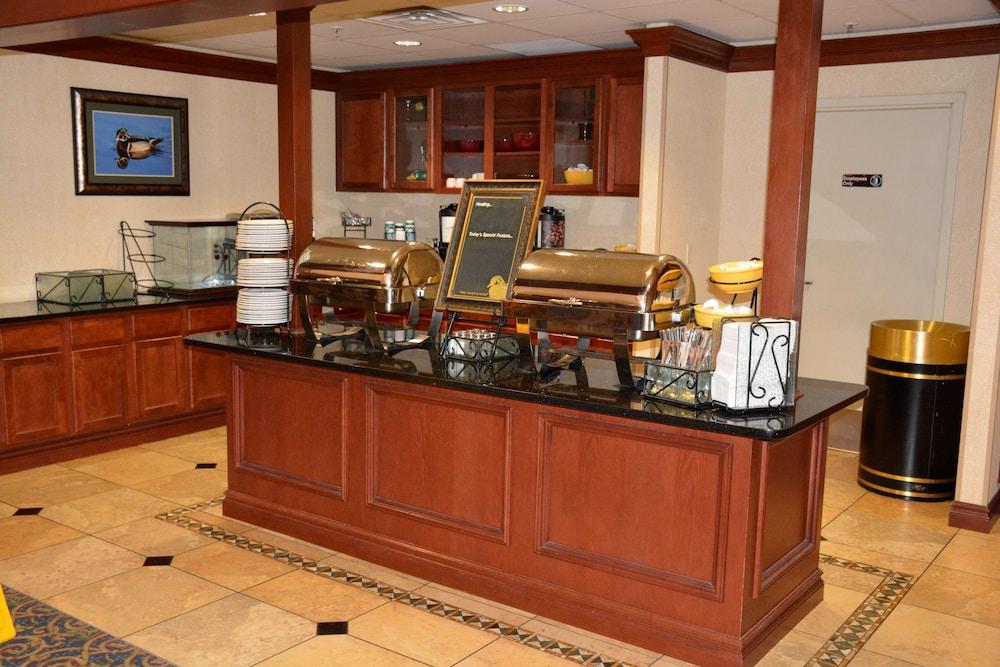 Homewood Suites by Hilton Brighton — 7