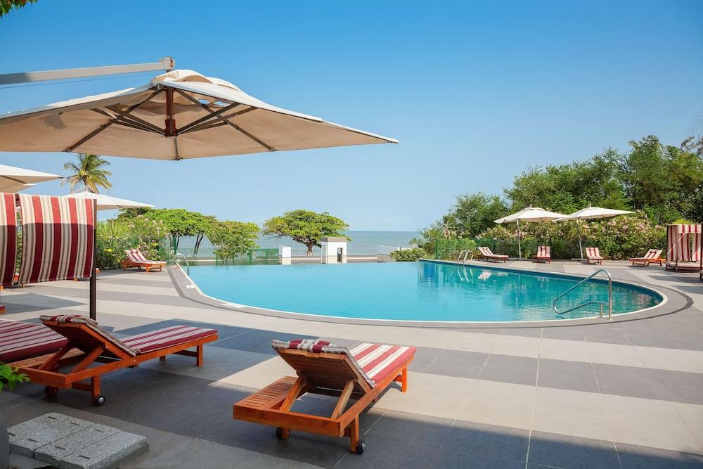 RADISSON BLU OKOUME PALACE HOTEL, LIBREVILLE(Formerly Okoume Palace Hotel) — 6