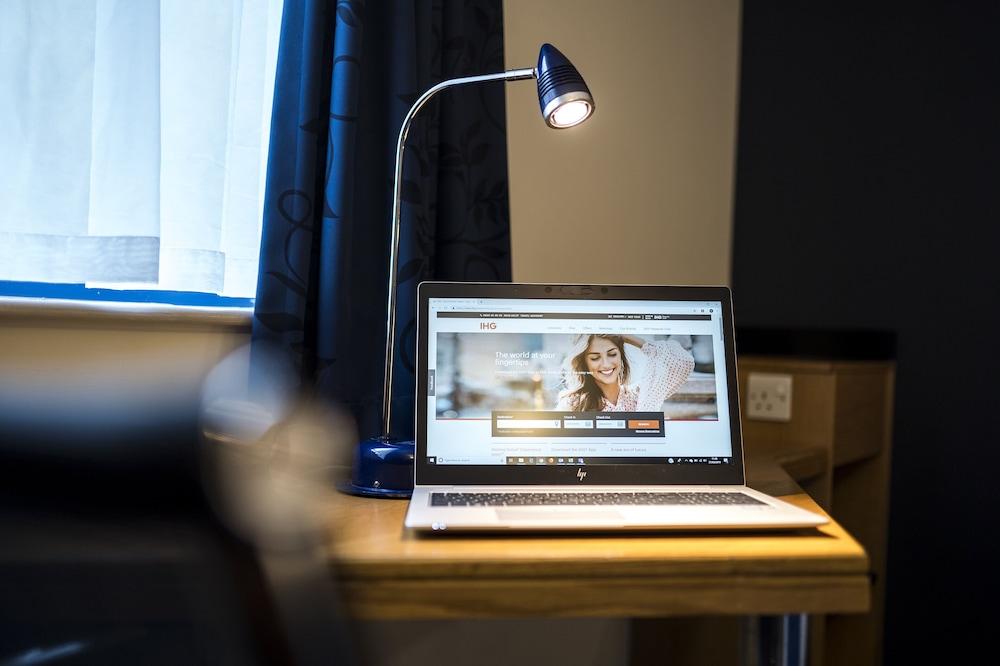 Holiday Inn Express Bristol - Filton, an IHG Hotel — 4