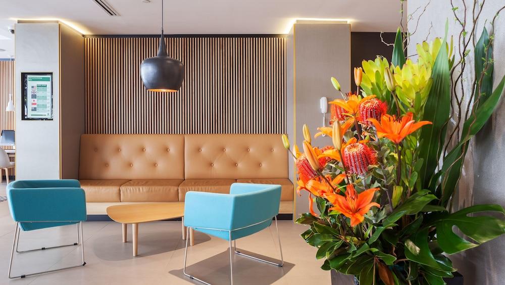 Holiday Inn Perth City Centre — 9