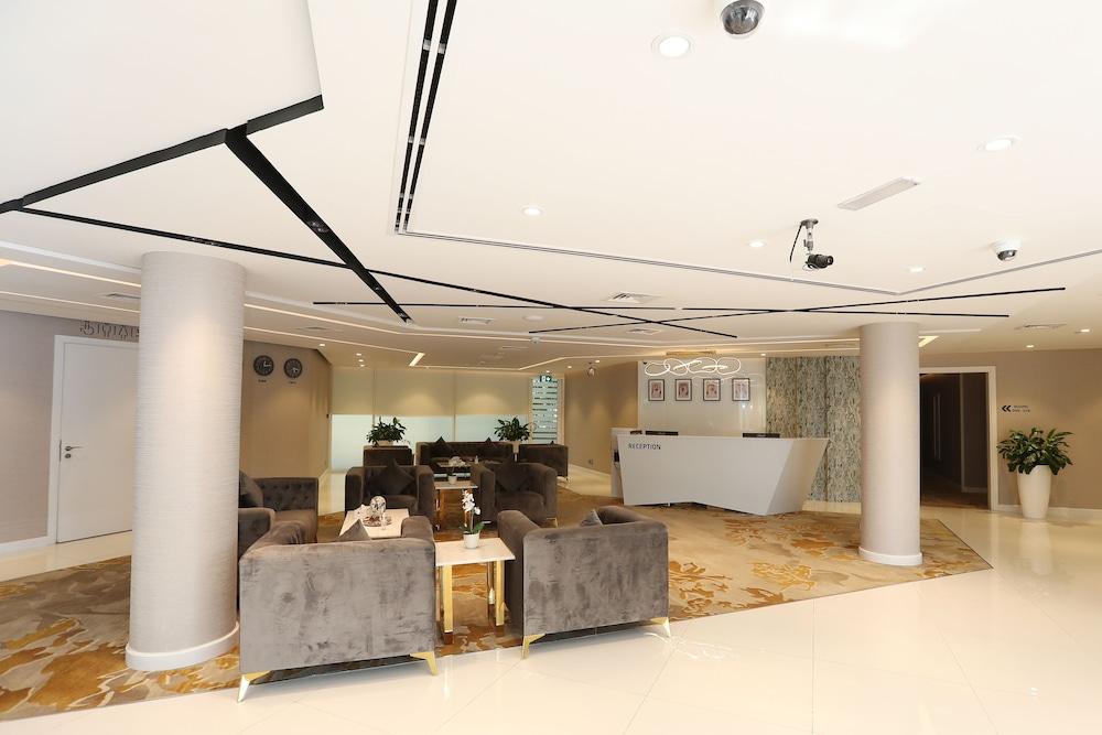 Estay Hotel — 8