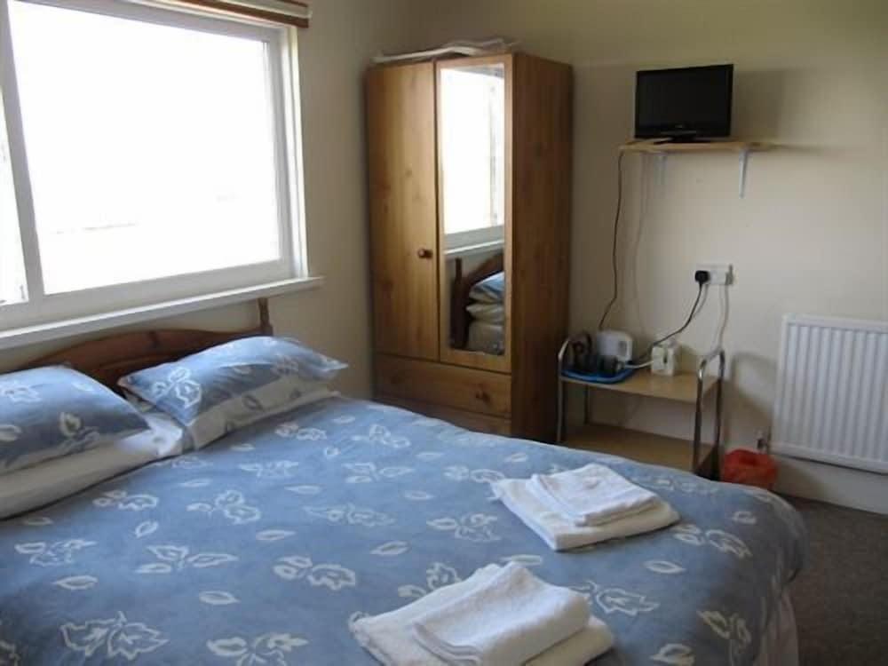 Longbeach Hotel - Hostel — 10