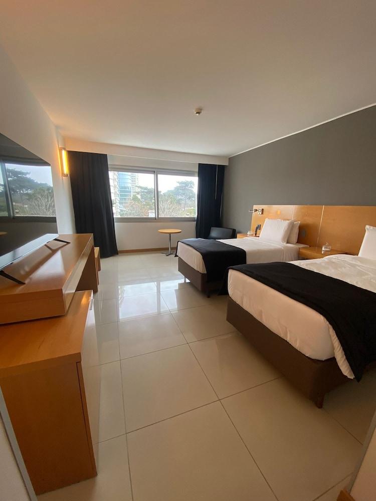 Park Hotel — 9
