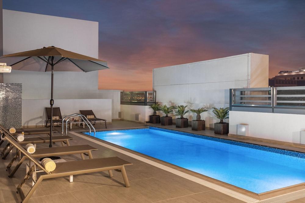 Hampton By Hilton Dubai Al Barsha — 4
