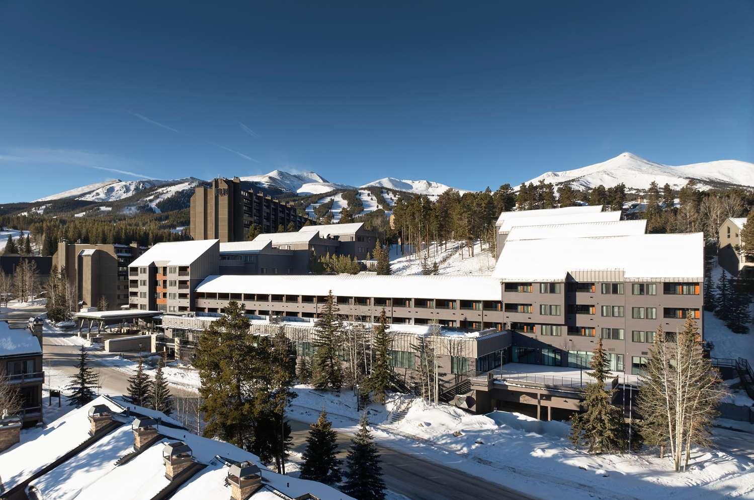 Hotel Alpenrock Breckenridge, Curio Collection by Hilton — 3