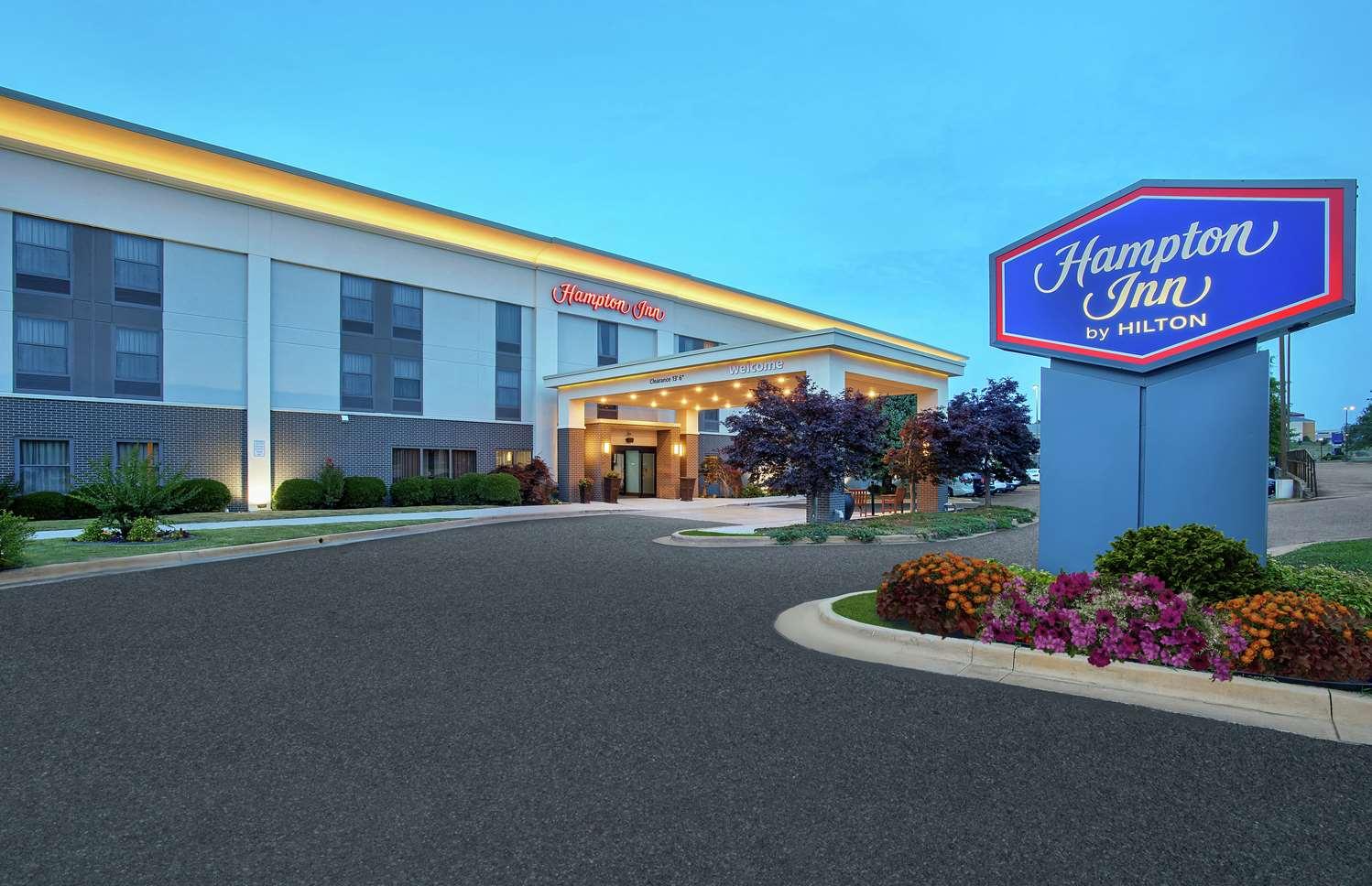 Hampton Inn Cullman — 5