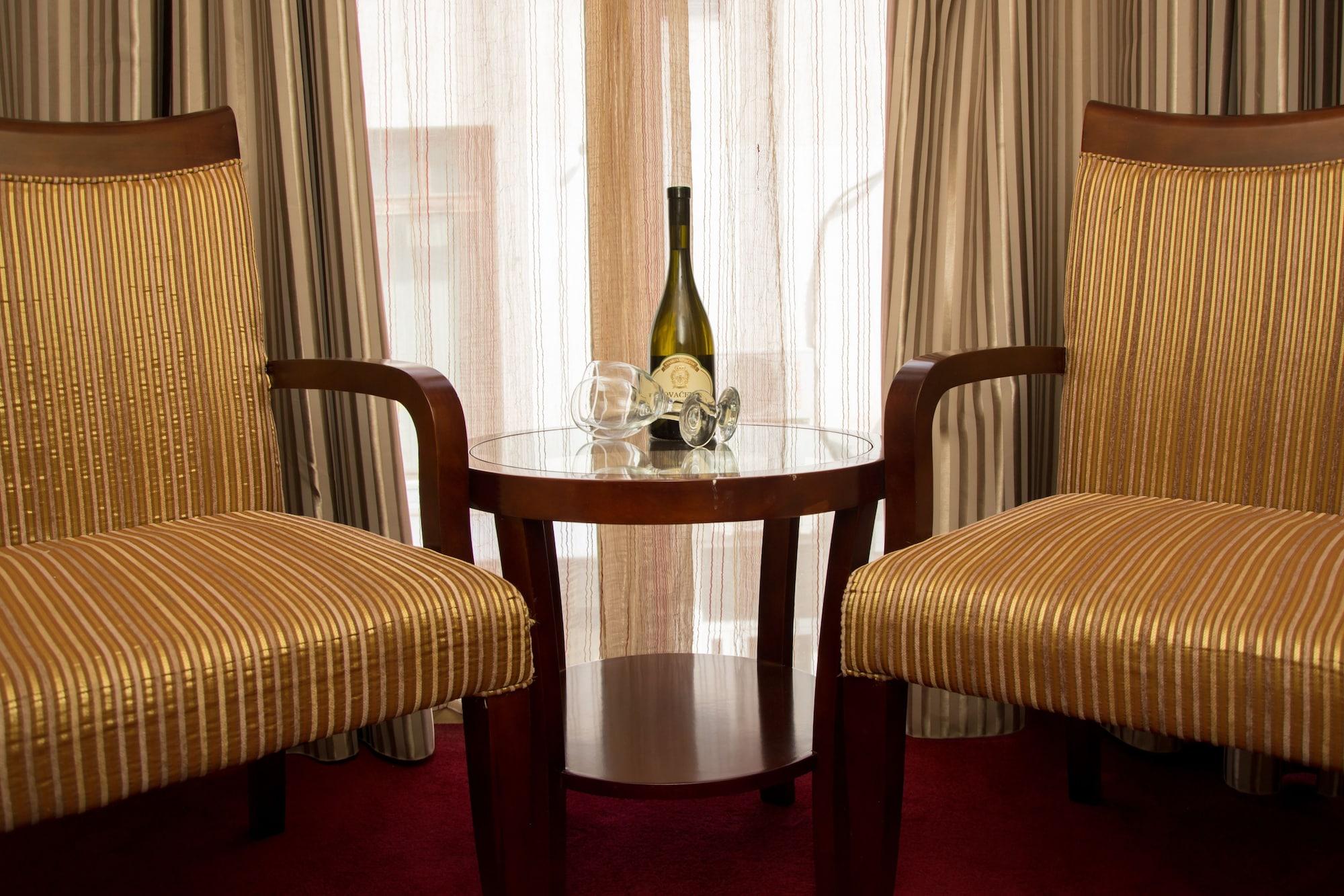 PLANETA INN HOTEL
