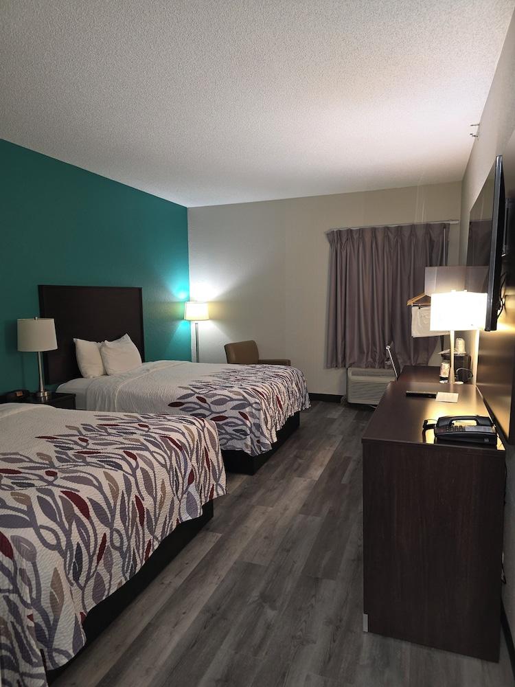 Sonesta Essential Ames — 5