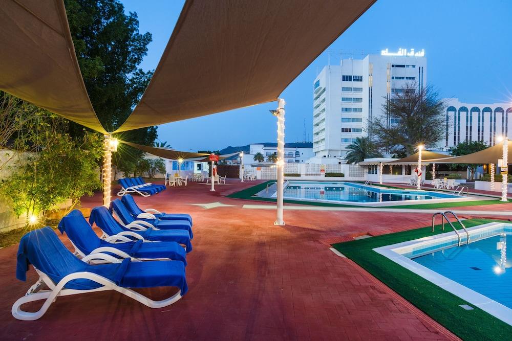 AL FALAJ HOTEL 83460 — 9