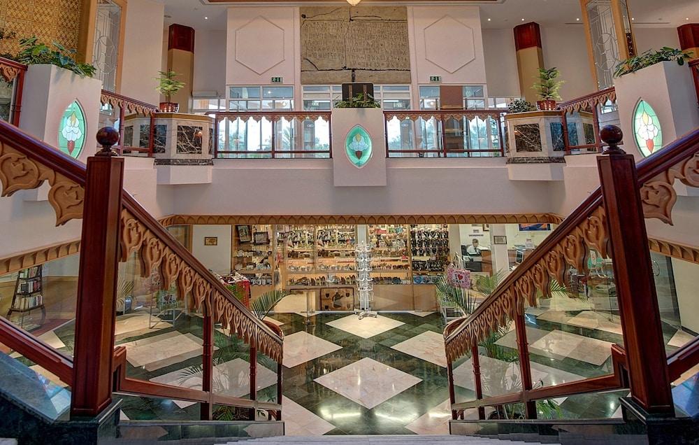 CROWNE PLAZA RESORT SALALAH — 9