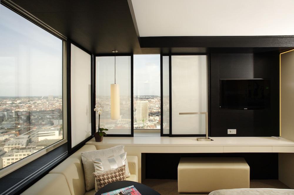The Hotel(ex. Hilton Brussels) — 10