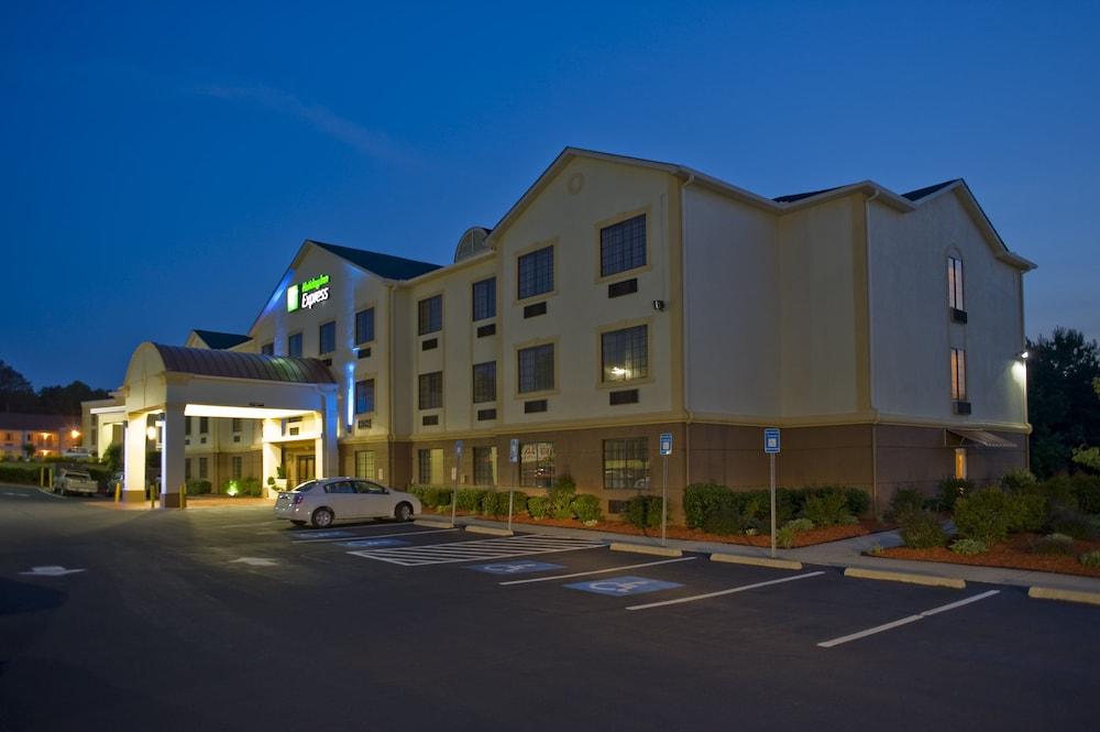 Holiday Inn Express Hotel and Suites ACWORTH - KENNESAW NORTHWEST — 4