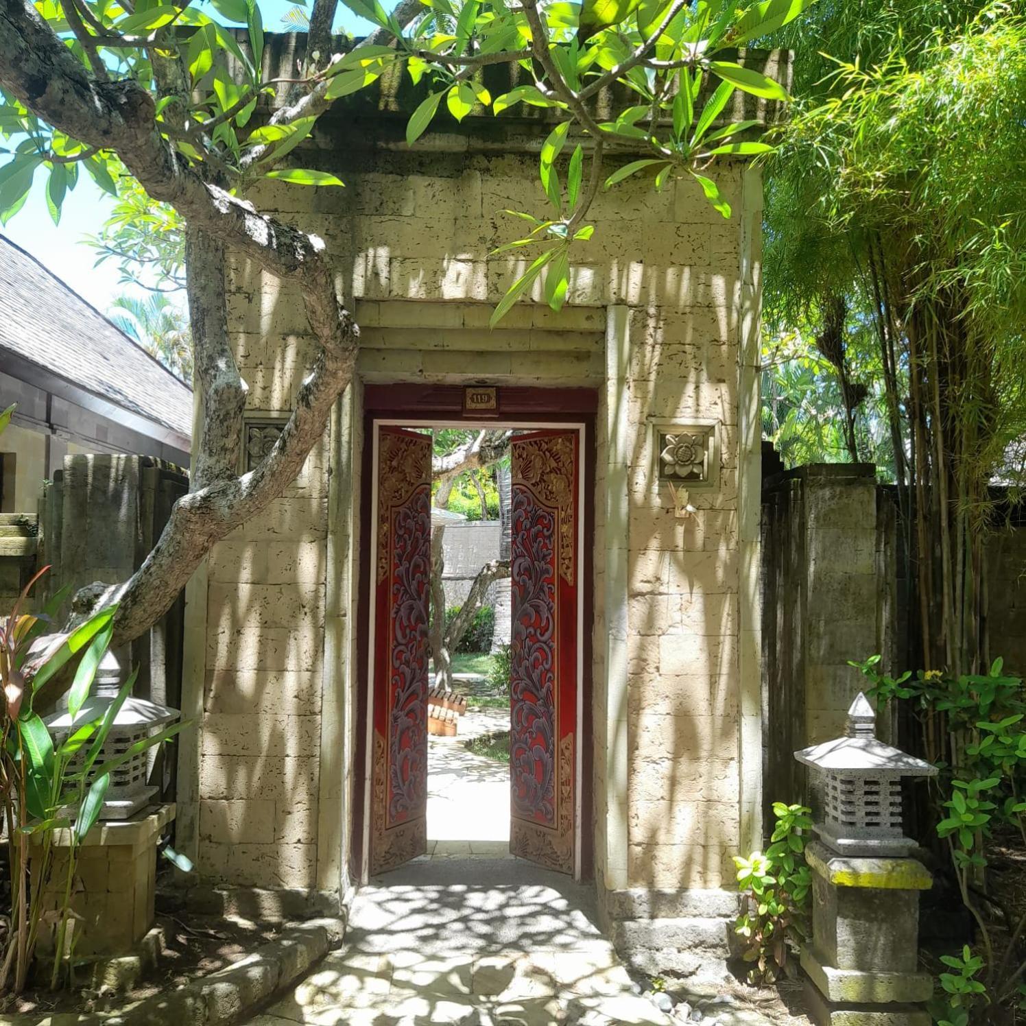 The Royal Beach Seminyak Bali Mgallery Collection 80034