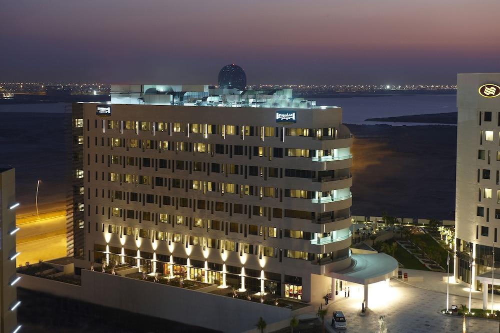 Staybridge Suites Abu Dhabi Yas Island — 2