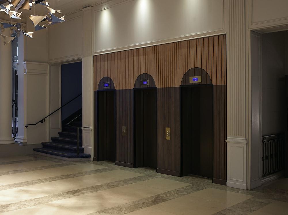 Hotel Paris Marriott Opera Ambassador 6924 — 9