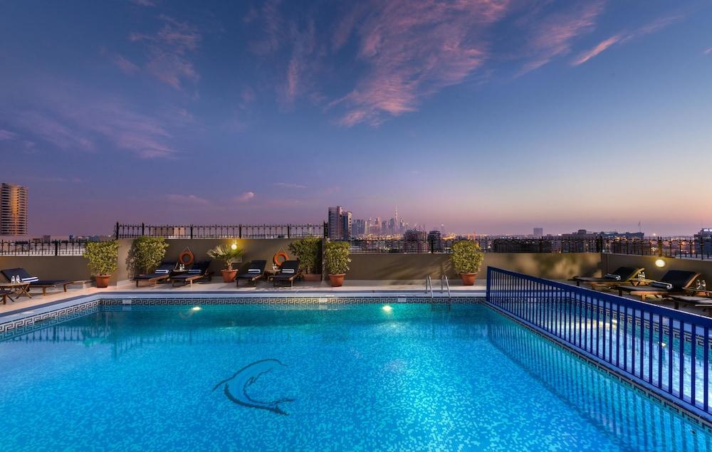 Savoy Central Hotel Apartments — 4