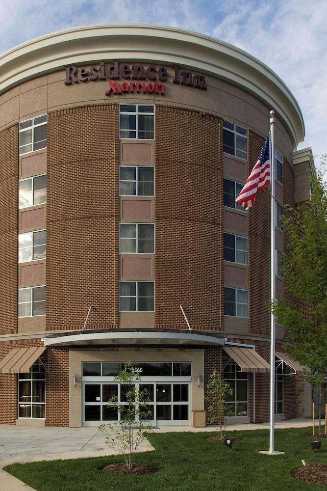 Residence Inn Fairfax City — 4
