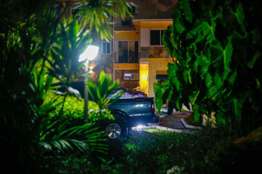 Midindi Hotel 1129888 — 5