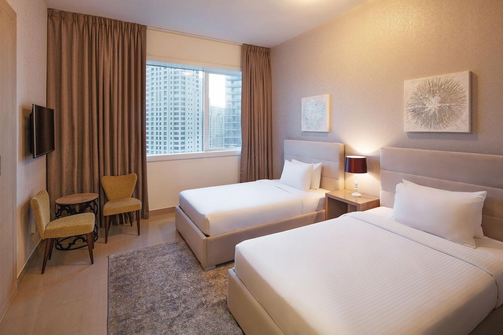Barcelo Residences Dubai Marina — 10