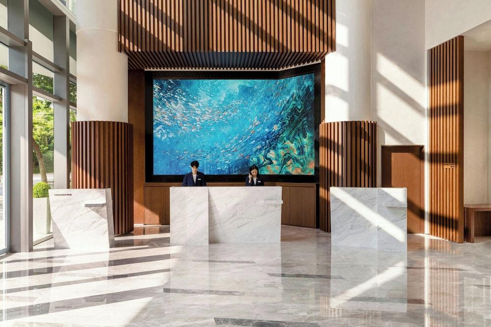 Le Meridien Cyberport — 8
