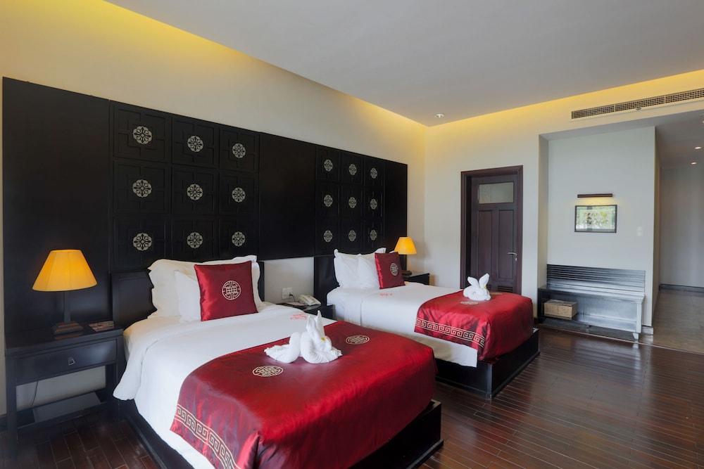 Lapochine Beach Resort 1076208 — 10