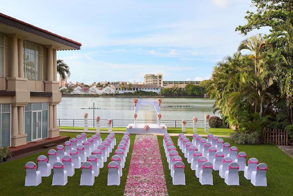 Cinnamon Lakeside Colombo 84846 — 7