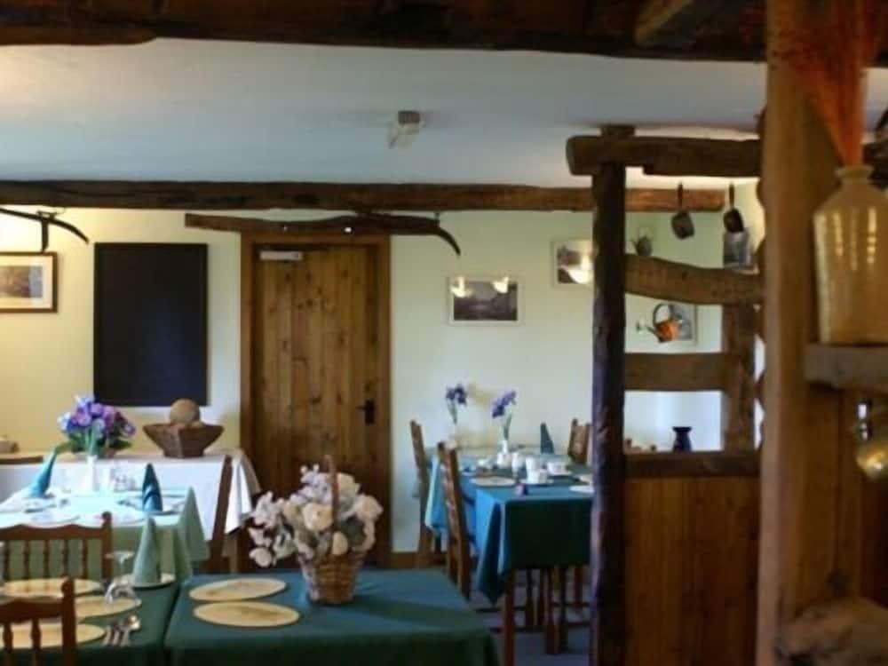 Middle Flass Lodge — 2