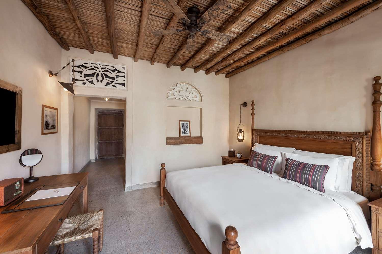 Al Seef Heritage Hotel Dubai Curio Collection By Hilton — 7