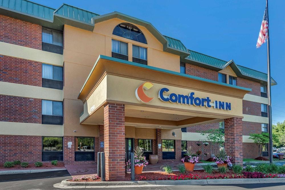 Comfort Inn Near Greenfield Village — 2
