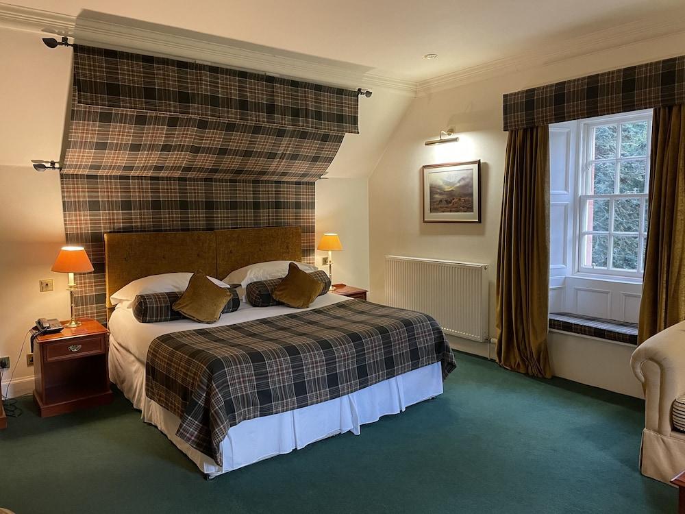 BUNCHREW HOUSE HOTEL — 5