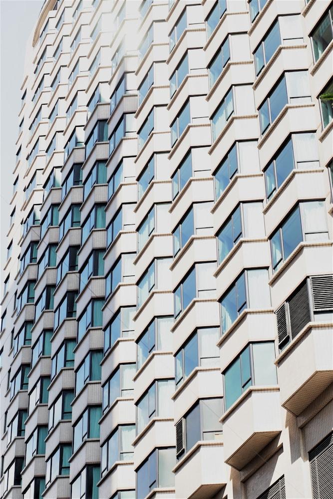 RENAISSANCE RIVERSIDE HOTEL SAIGON — 6
