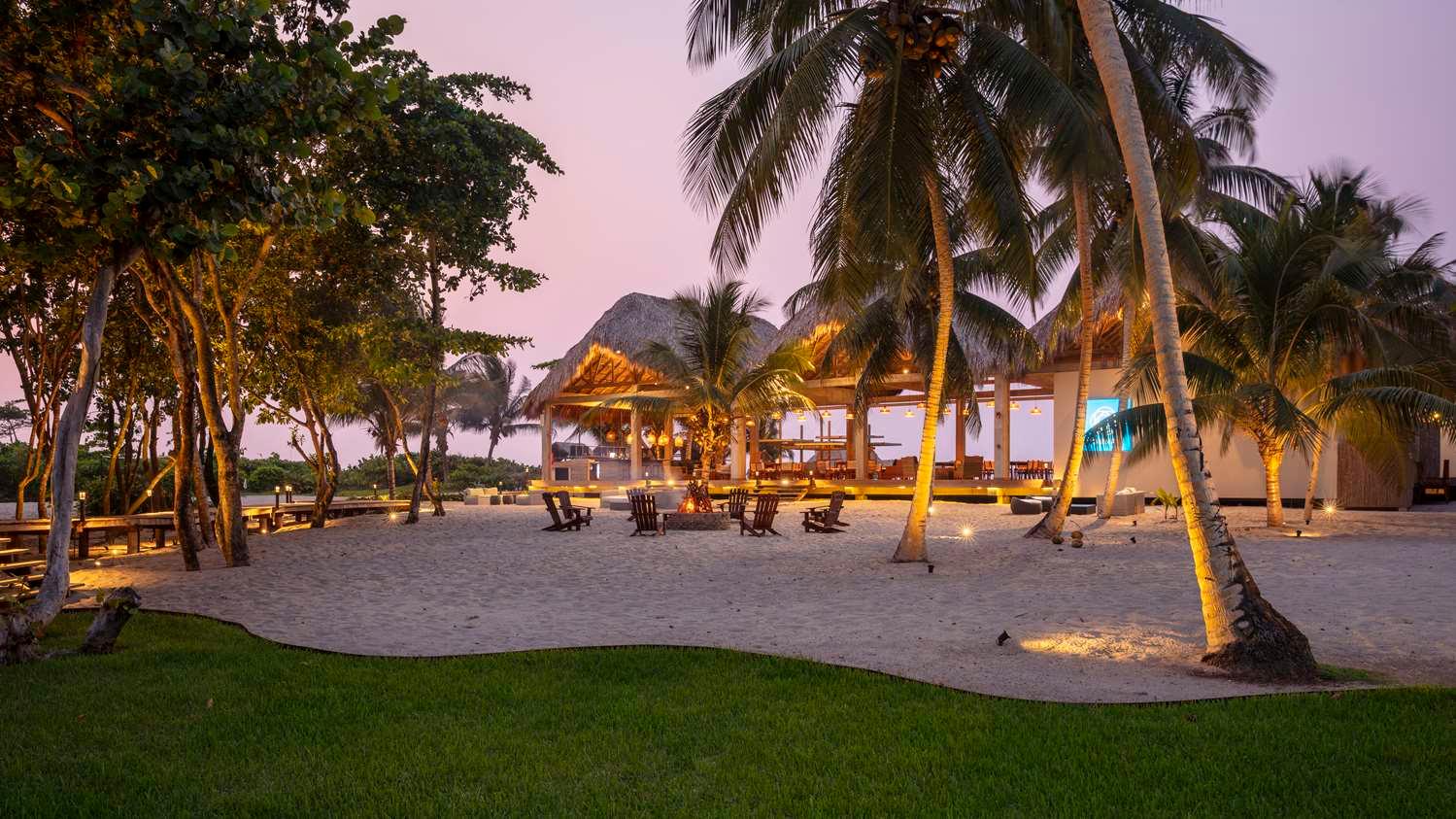Indura Beach & Golf Resort Curio Collection by Hilton 1206088 — 2