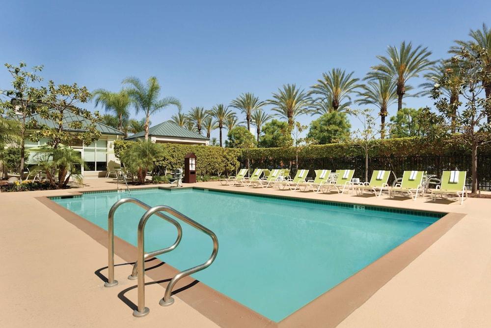 Hilton Garden Inn Anaheim-Garden Grove — 9