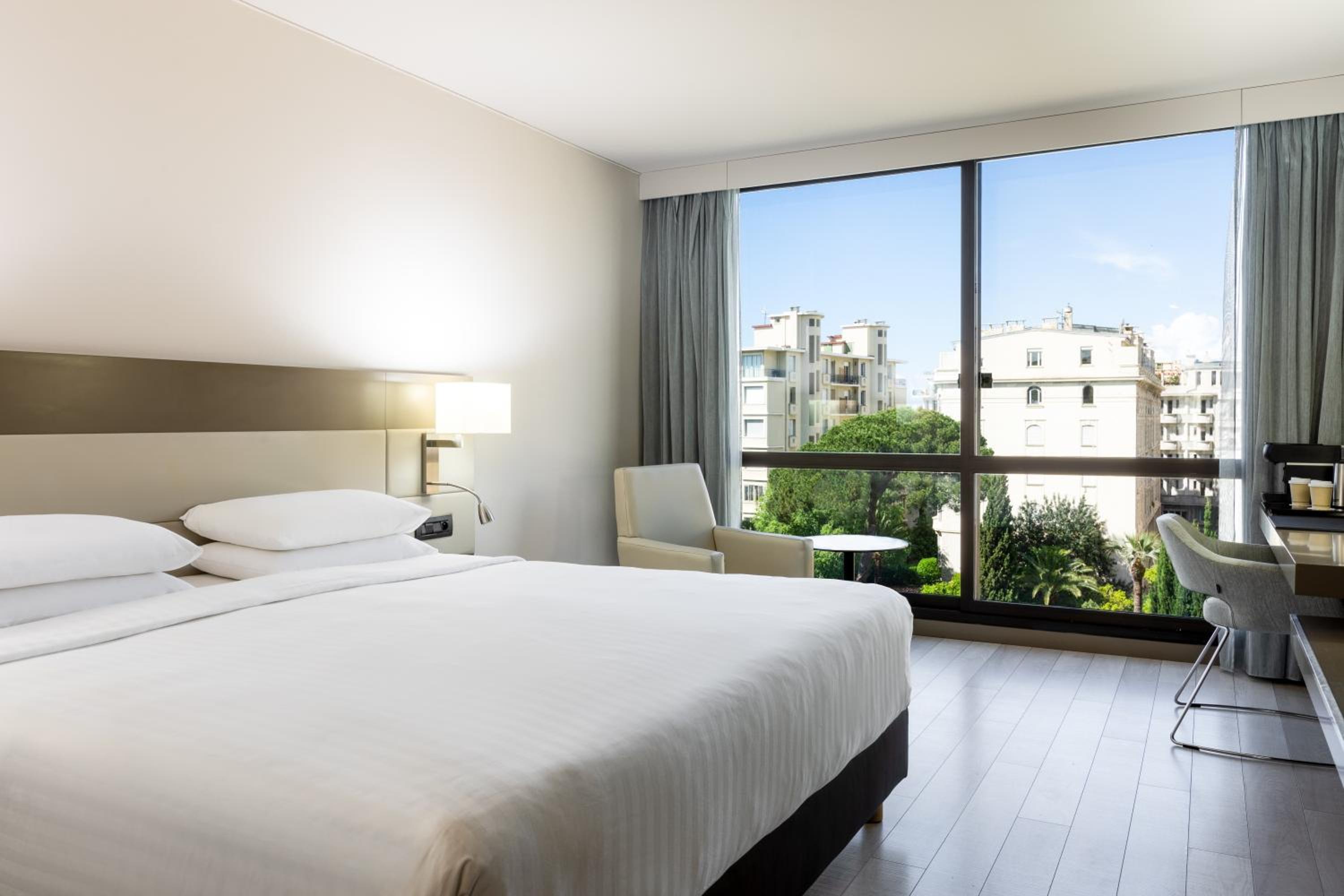 Ac Hotel By Marriott - Nice — 2