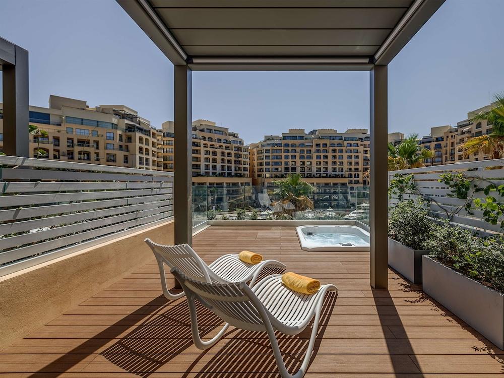 HILTON MALTA — 6