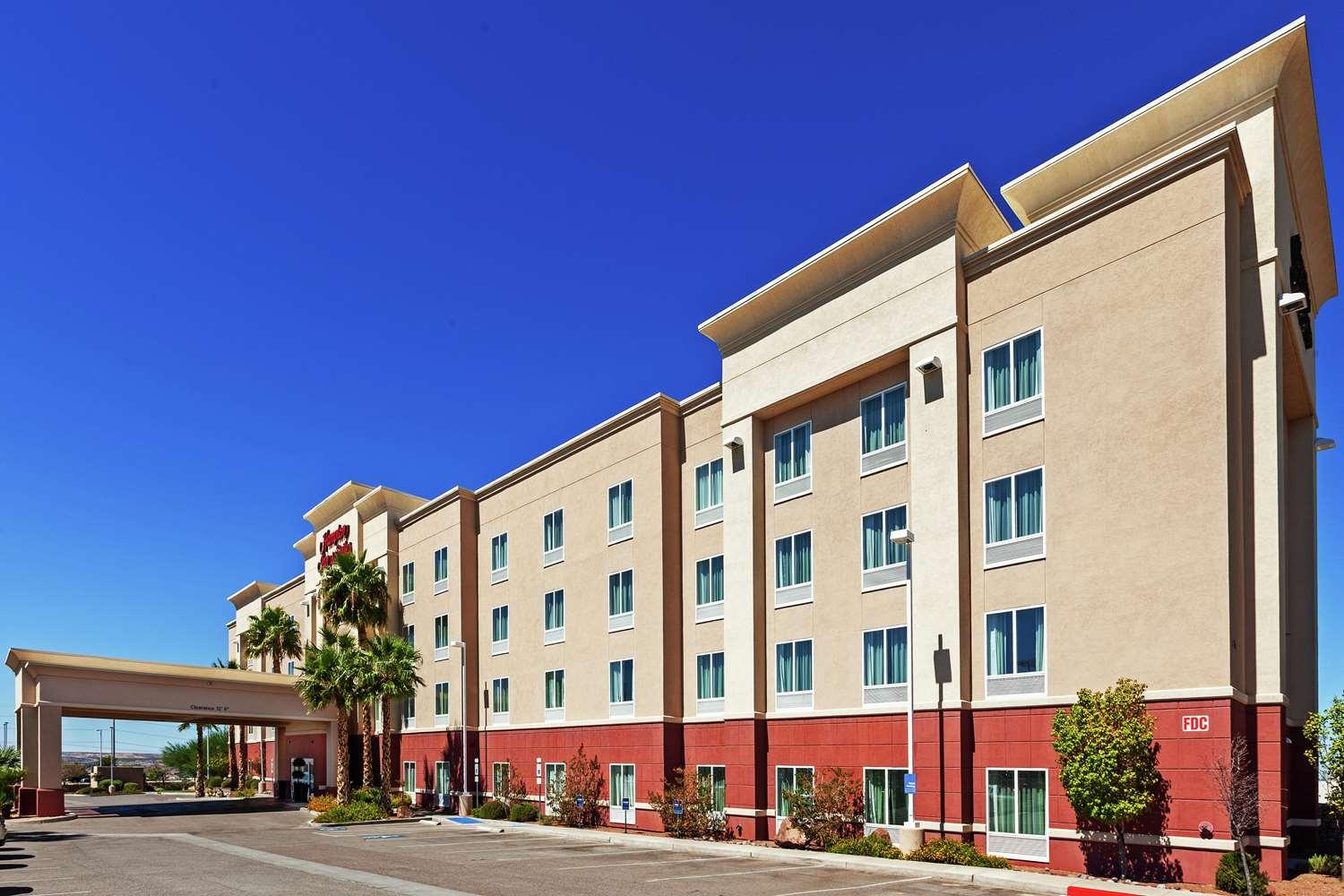 Hampton Inn & Suites El Paso West — 2