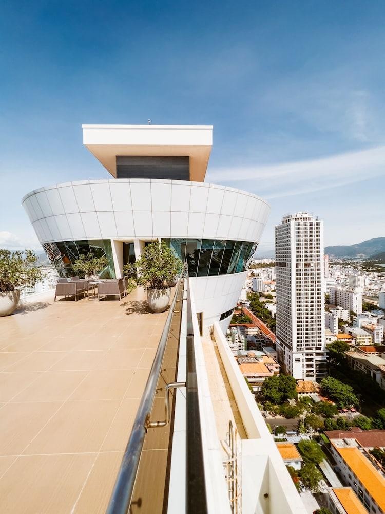 SHERATON NHA TRANG HOTEL & SPA — 5
