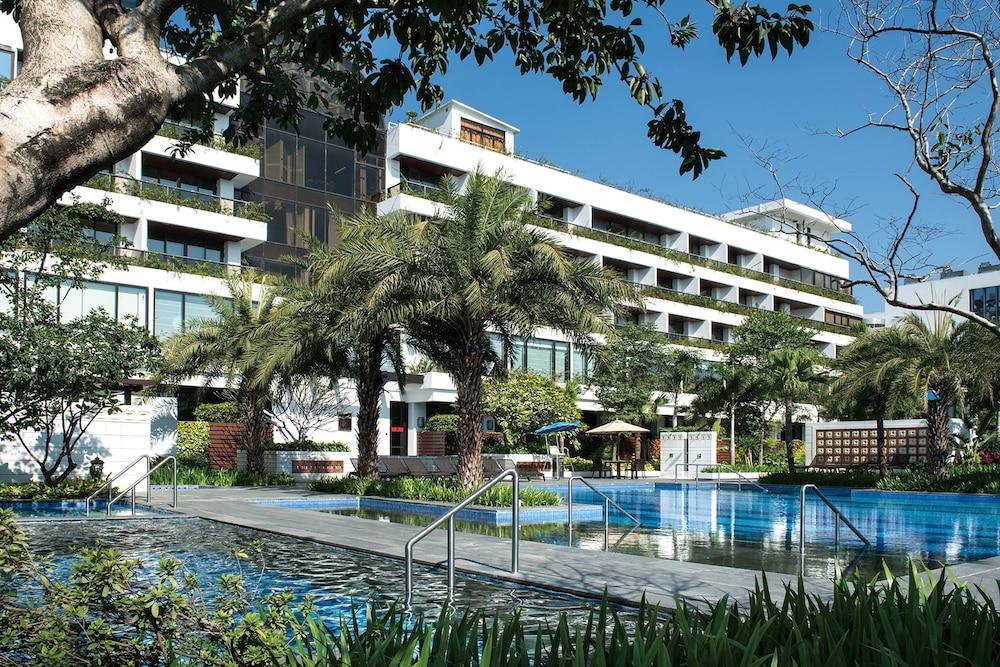 White Swan Hotel 3844 — 2