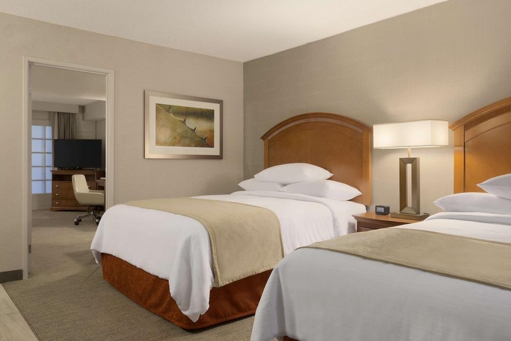 Embassy Suites by Hilton El Paso — 8