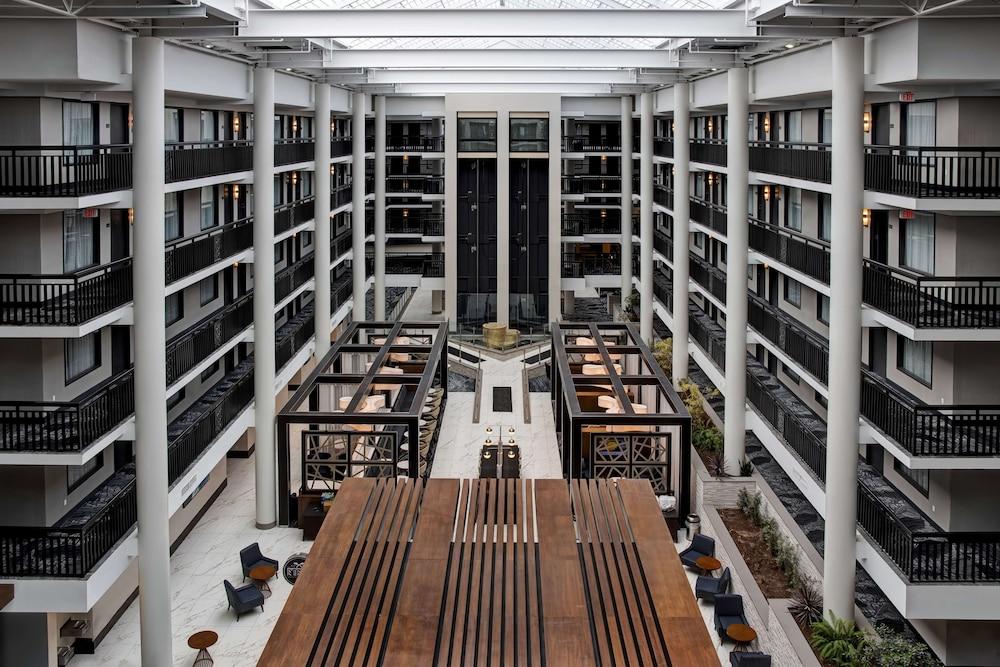 EMBASSY SUITES SYRACUSE — 8