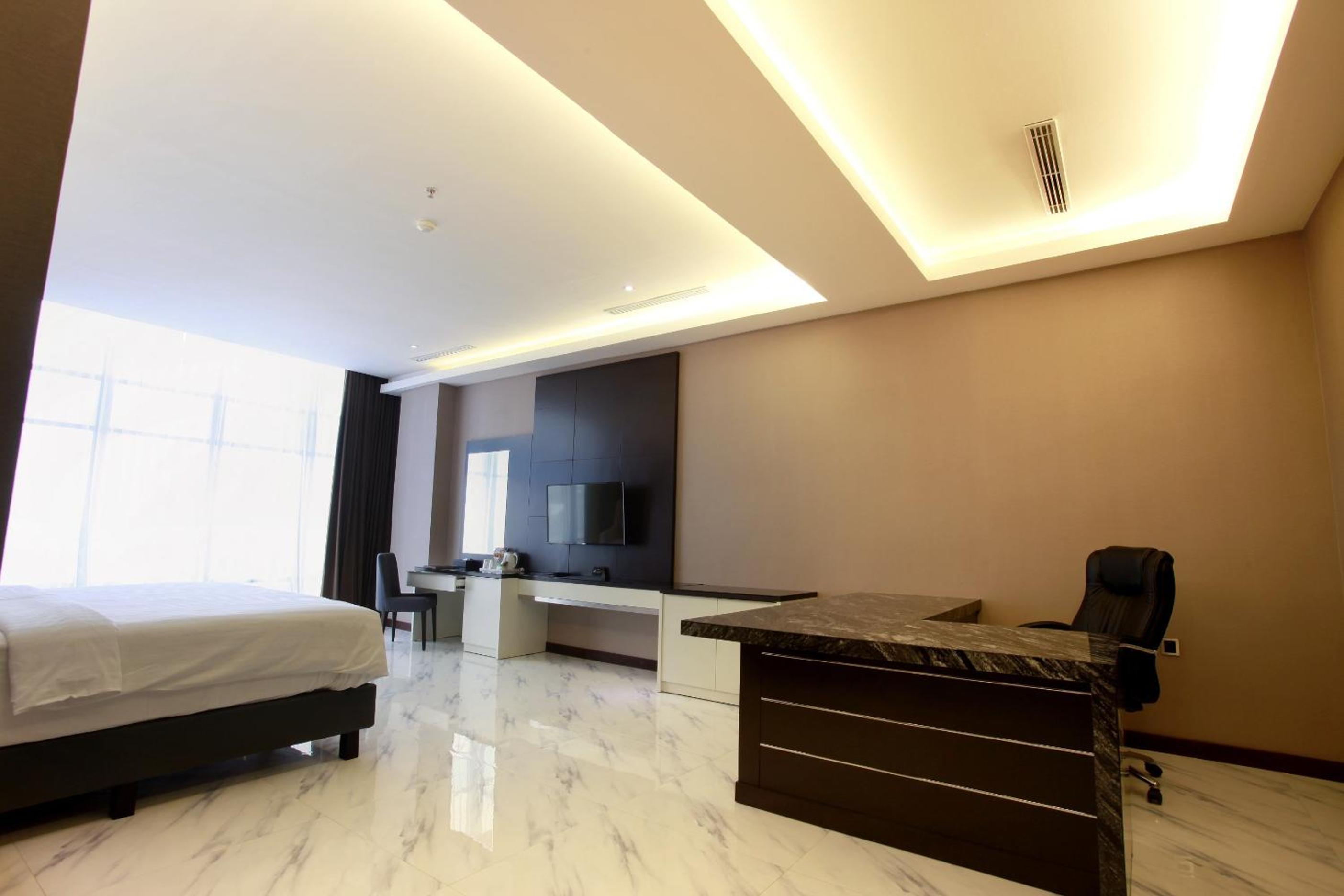 Novotel Bur Dubai — 3