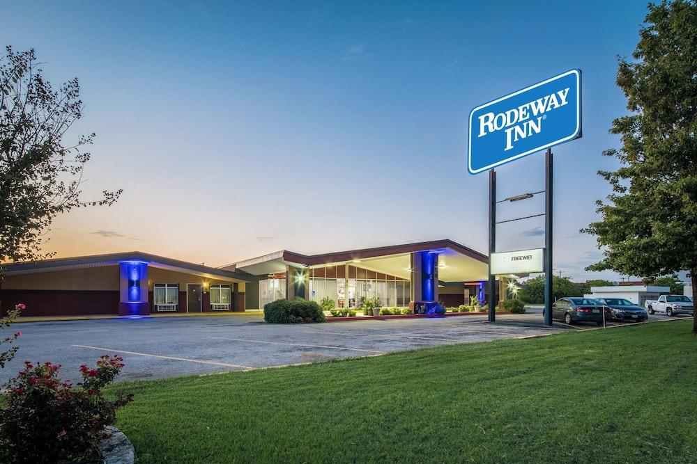 Rodeway Inn Georgetown TX — 2
