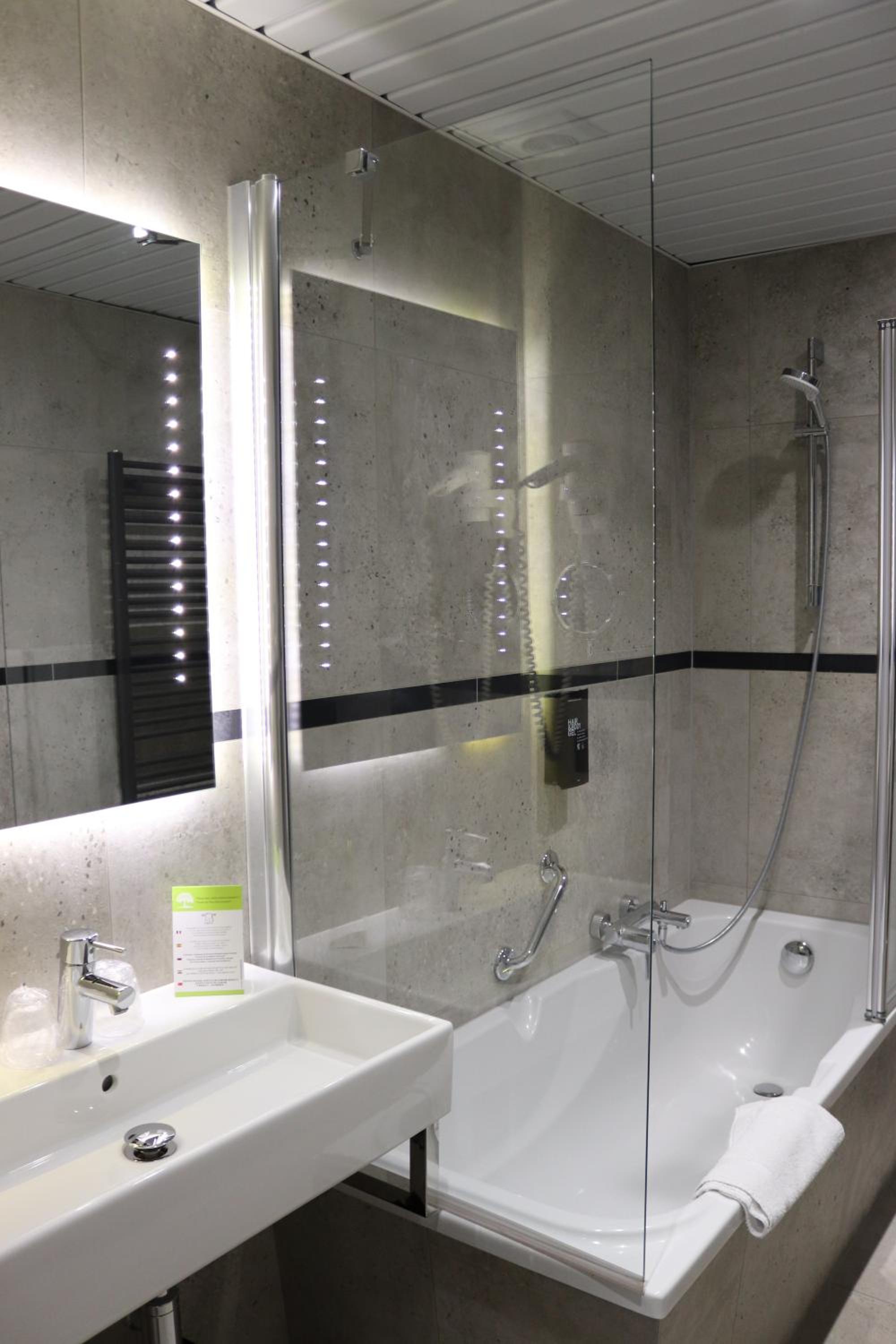 Hotel Floris Arlequin Grand Place — 3