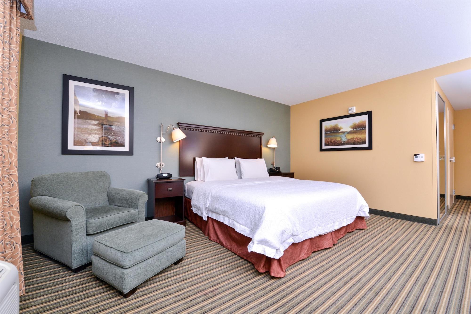 Hampton Inn & Suites Fort Belvoir Alexandria South — 4